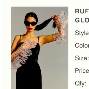 Neutral tulle Anthropologie ruffle Swiss dot gloves NWT… stunning